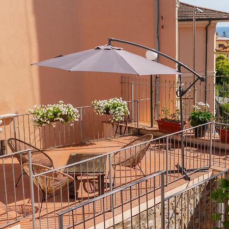 Officine Bordighera Hotell Eksteriør bilde